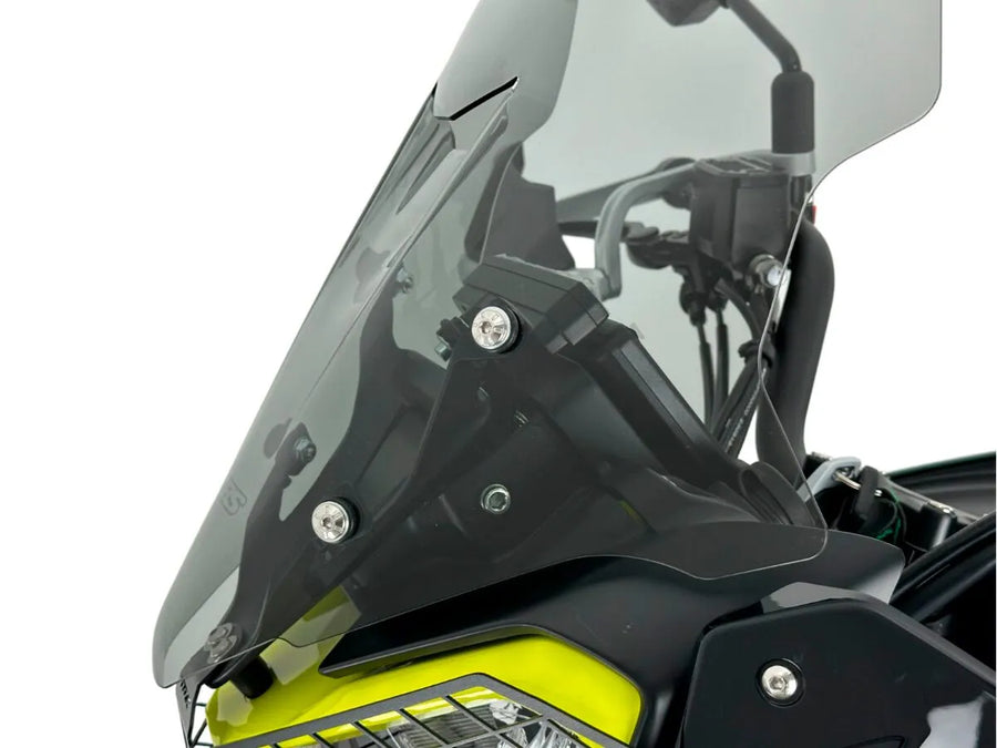 Benelli TRK 702 [WRS] – Čelní sklo