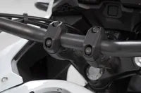 KTM 950 Adventure S [2004-2005] - držák na řídítka Ø 28 mm, zvýšení 30 mm, verze LEH.00.039.24100.20/B - obrázek 6