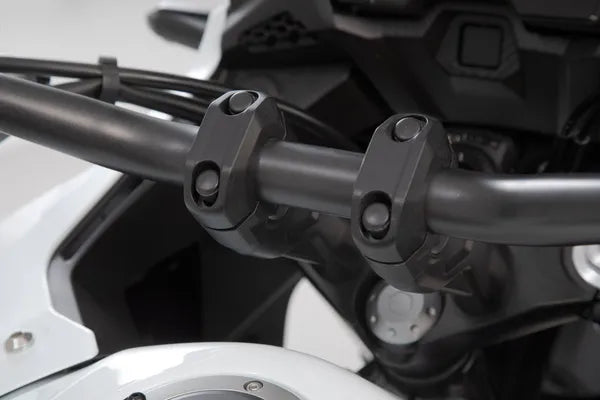 KTM 950 Adventure S [2004-2005] - držák na řídítka Ø 28 mm, zvýšení 30 mm, verze LEH.00.039.24100.20/B - obrázek 3