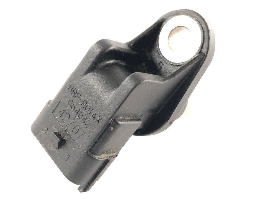 Can On The Spyder SM5 [2009] - Senzor klikového hřídele