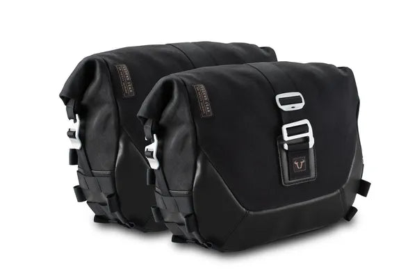 Triumph Street Twin 900 [2020-2022] – Legend Gear LC1 Side Bag System Black Edition – Obrázek 1