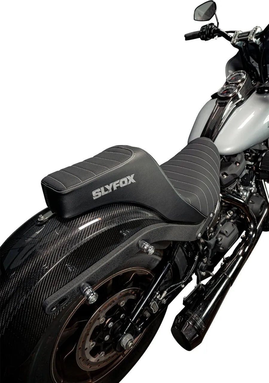 harley davidson fxlrs [SLYFOX] – sedadlo v pravé poledne