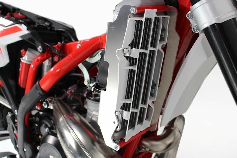 Beta RR 125 [AXP] - Hliníkový kryt chladiče - Beta RR