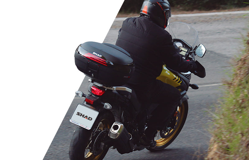 Kymco Ak 550 [SHAD] - SH46 horní kufr černý 6kg 46L