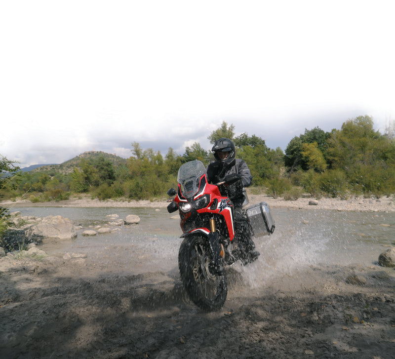 Honda č. 750 [SHAD] - Levý boční kufr TR47 Terra