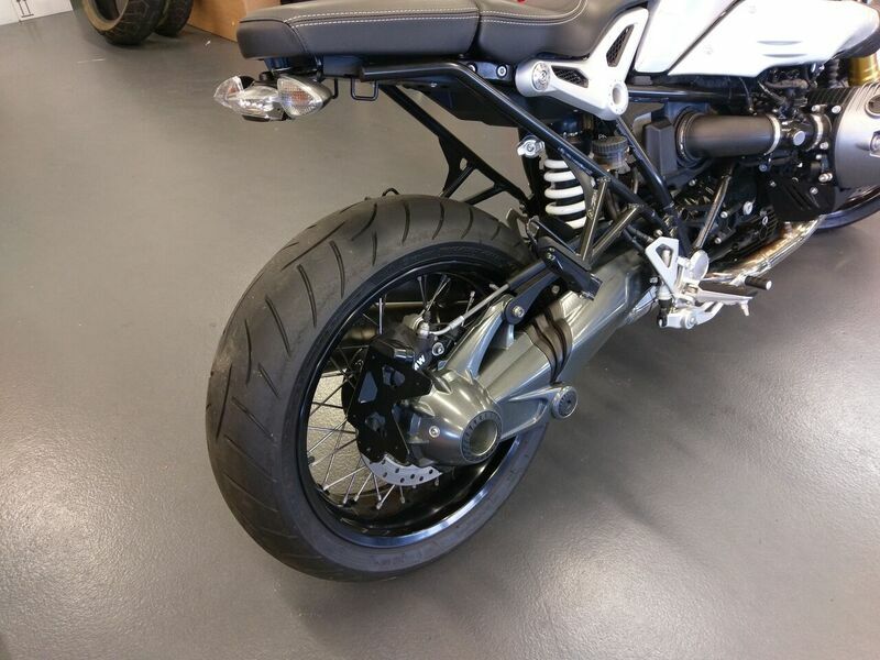 Bmw R Ninet Urban S [Přístupový design] - spodní část sedadla černá BMW R Nine T1200