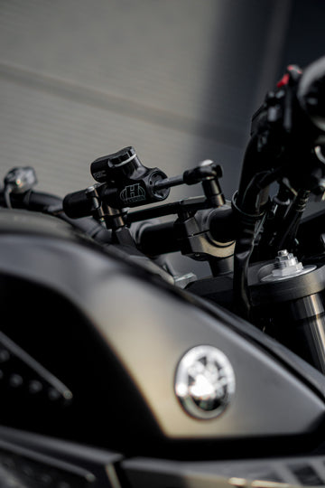 Yamaha MT-09 [HYPERPRO] - Sada pro montáž tlumiče řízení, černá (MK-YA09-T001-B)