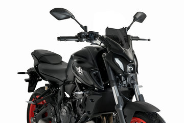 TRIUMPH BONNEVILLE T 120 BLACK [2025] - Sportovní čelní sklo nové generace | Silně tónovaný | PUIG 20618F