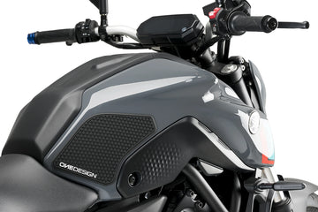 YAMAHA MT-07 [2023] - Boční chrániče nádrže | Černá | PUIG 20739N