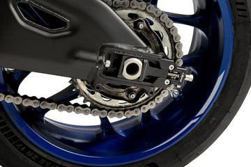 YAMAHA YZF-R1M [2025] - napínák řetězu PUIG | Černá | PUIG 21006N