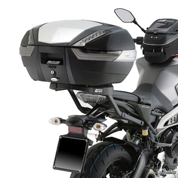 Yamaha XSR 900 [GIVI] - Nosič horního kufru pro pouzdra MONOKEY® nebo MONOLOCK® k montáži pomocí desky MONOKEY® M5