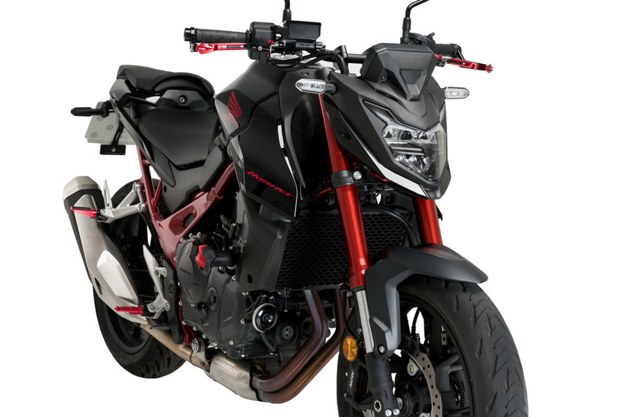 HONDA CB 750 HORNET [2024] – Obnažená kapotáž bočního spoileru čelního skla