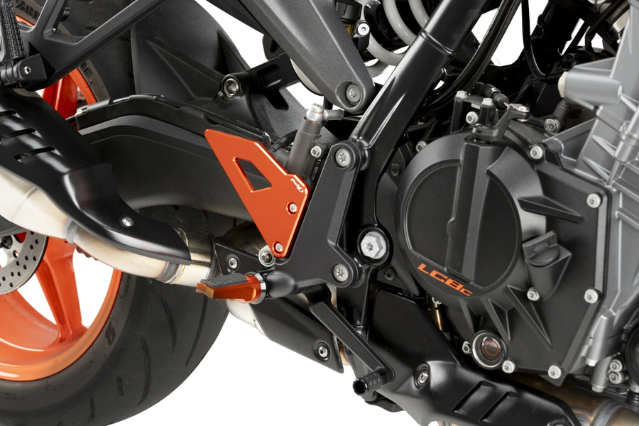 KTM 990 DUKE R [2025] – Patní desky – Černá