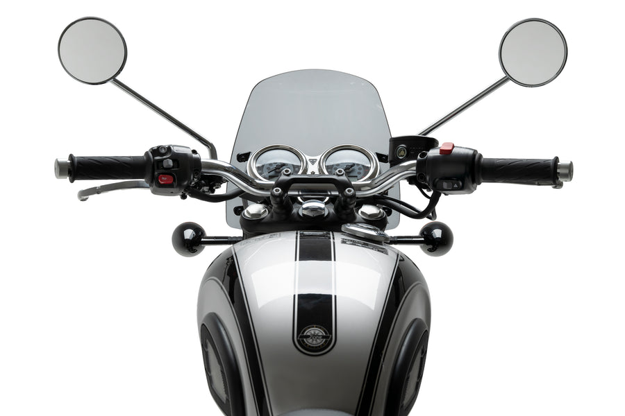 TRIUMPH BONNEVILLE T 120 BLACK [2025] – radikální gripy – stříbrná