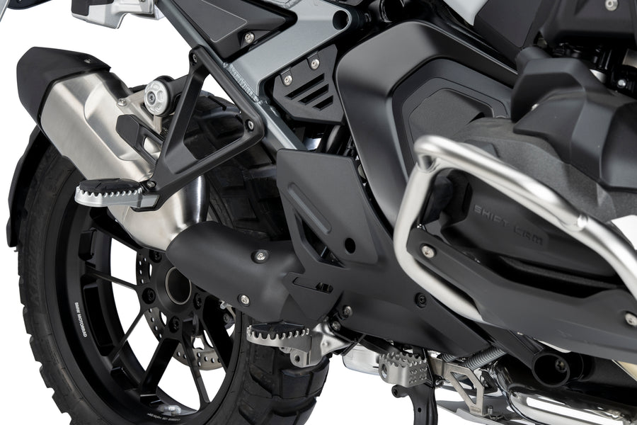 BMW R 1300 GS ADVENTURE [2025] – spodní boční kapotáž – karbonový vzhled