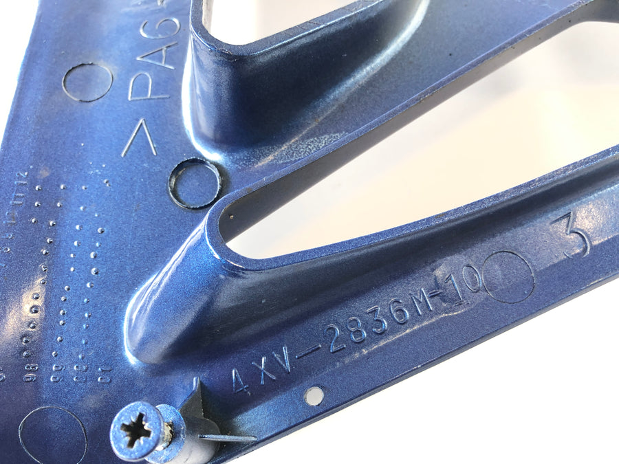Yamaha YZF R1 RN04 [2000] - Triangle Triangle Triangding