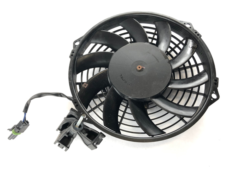 Can On The Spyder SM5 [2009] - ventilátor chladiče
