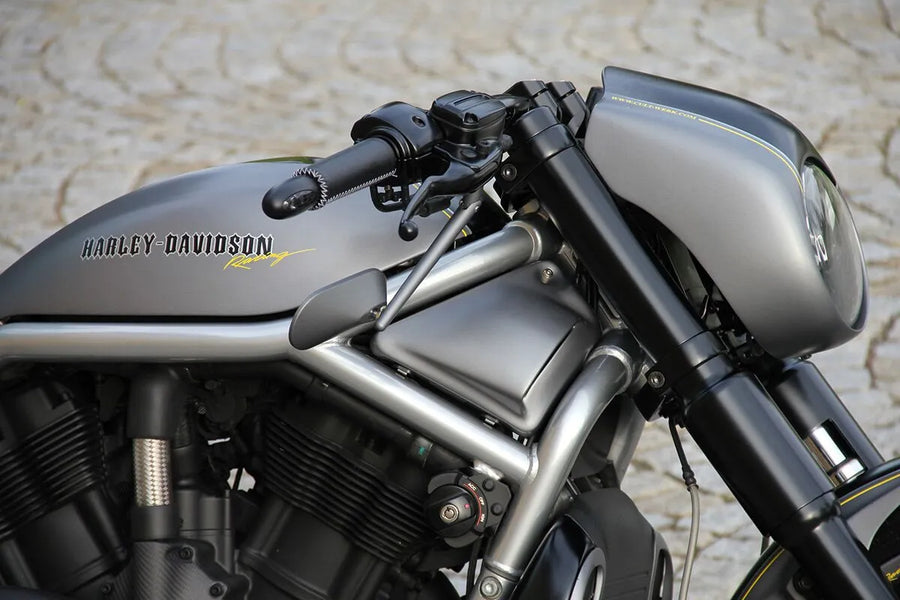 Harley Davidson V-Rod [CULT WERK] – Kapota světlometu