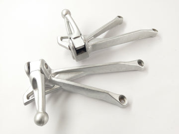 Benelli TNT 1130 Sport [2002] - Pedia's Footrests vlevo a vpravo - 0