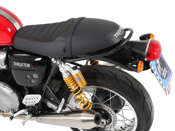 Triumph Thruxton [2016-2024] - Detailní pohled na rukojeť pilíře