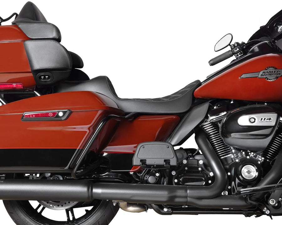 harley davidson touring [DRAG SPECIALTIES] – sedadlo Predator III s prodlouženým dosahem