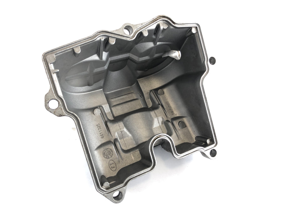 Can On The Spyder SM5 [2009] - víko ventilu vpředu