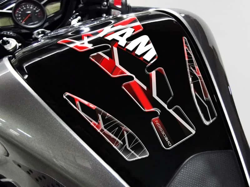 YAMAHA YZF 1000 R THUNDERACE [2002] – Chránič nádrže Wings – stříbrný