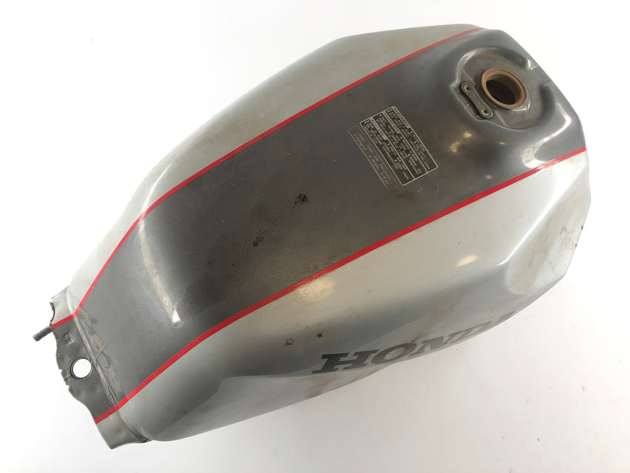 Honda VF 1000 F SC15 [1986] - Benzínový nádrž