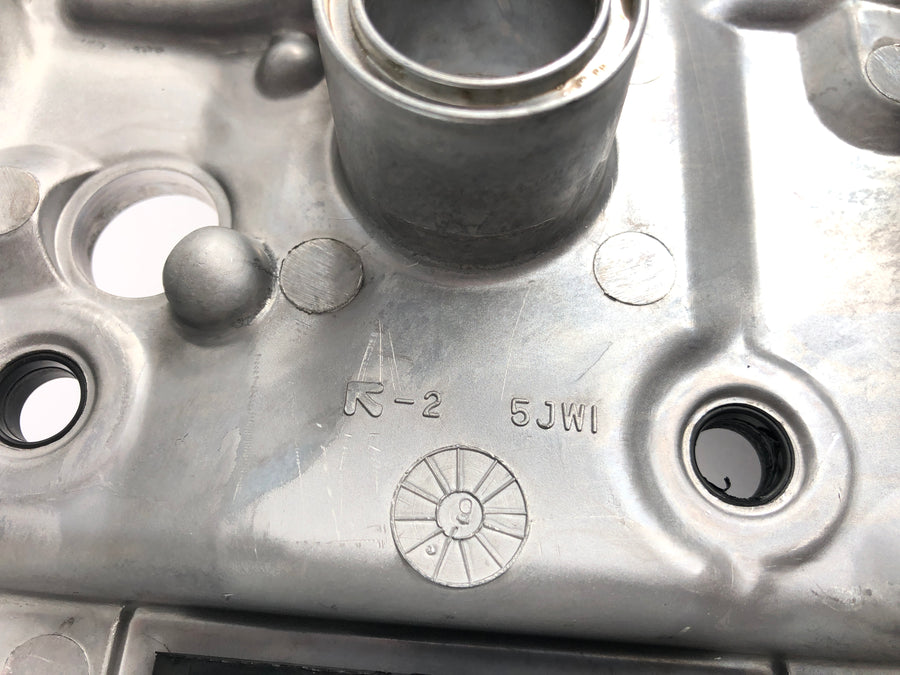 Yamaha FJR 1300 A RP11 [2005] - víko ventilu