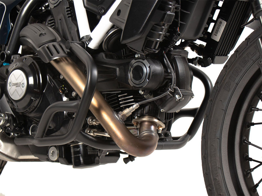 Ducati Scrambler 800 Nights [2023-2025] - detailní pohled na lištu ochrany motoru
