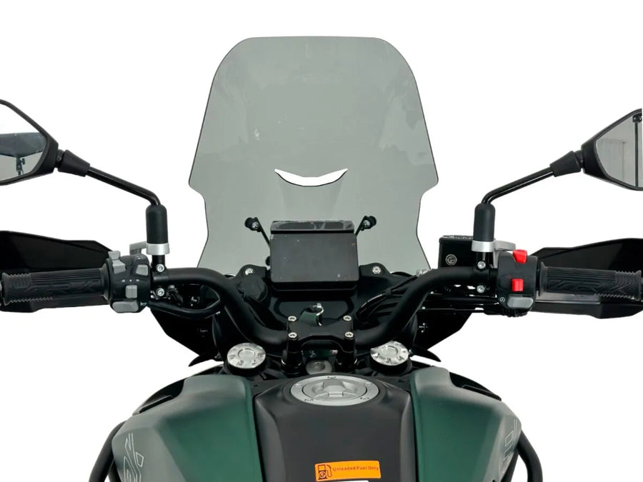 Benelli TRK 702 [WRS] – Čelní sklo