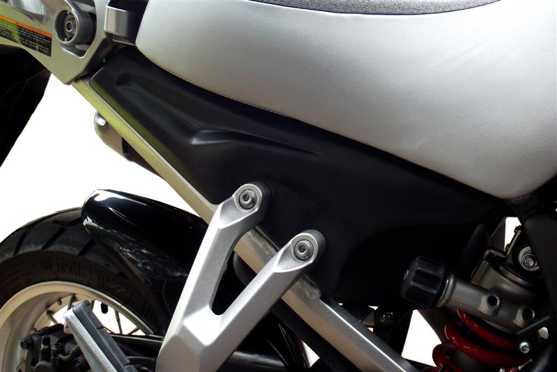 YAMAHA XT 1200 ZE SUPER TENERE [2019] – Boční kryty – Matt Black