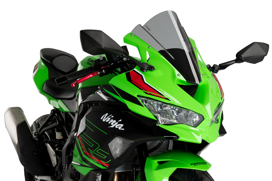 KAWASAKI ZX-4RR NINJA [2025] – obrazovka Z-Racing – silně tónovaná