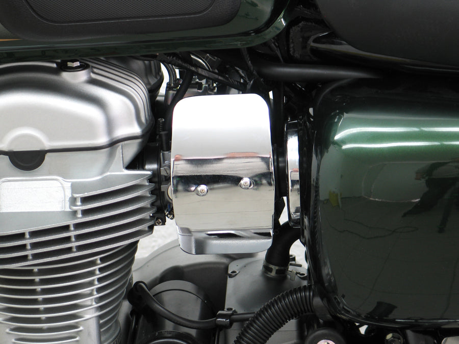 Kawasaki W 800 [2011-2016] - Systém vstřikování dekorativních panelů vlevo