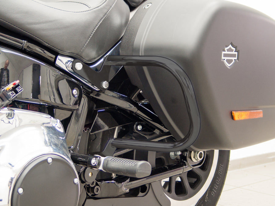 Harley Davidson Softail Sport Glide (Milwaukee - Eight 107/114) [2018] - Zadní ochranné tyče pro kufry, černé