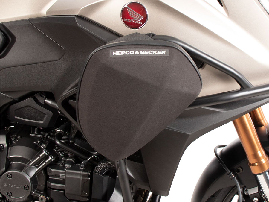 Honda NT 1100 [2025] - detailní pohled na lištu ochrany nádrže