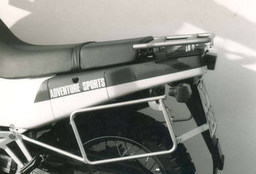Honda XRV 650 Africa Twin [1988-1990] - Dopravce případů