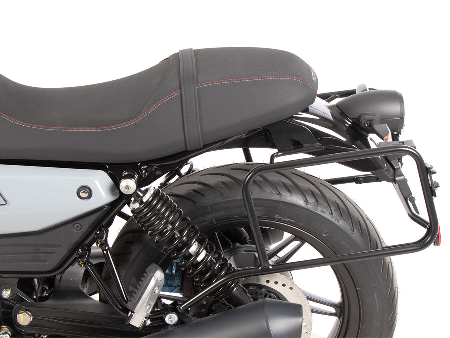 Moto Guzzi v7 Sport [2025] - nemocný dopravce případů