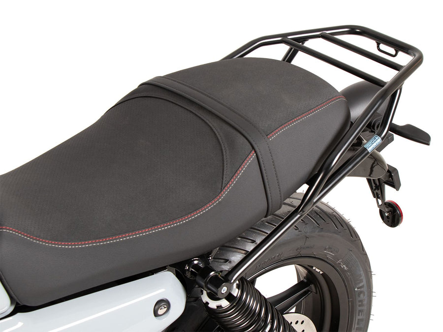 Moto Guzzi V7 Sport [2025] - detailní pohled na nosič zavazadel