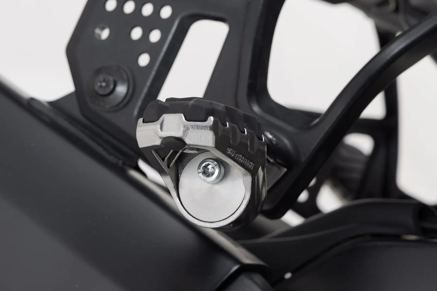 bmw r 18 [SW-MOTECH] – Podnožka Evolution