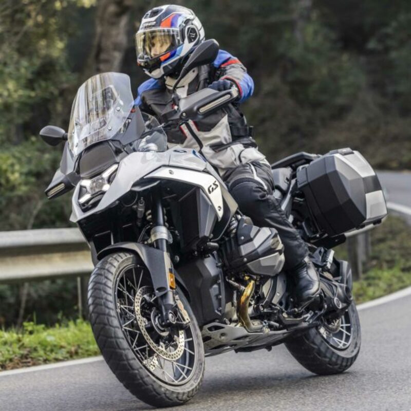 Honda X-Adv [SHAD] - Sada hliníkových rozšiřitelných bočních kufrů SH38X