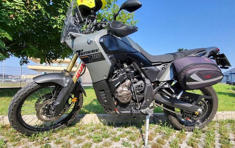 Yamaha Tenere 700 Explore Edition [RACETECH] - Horní kryt motoru