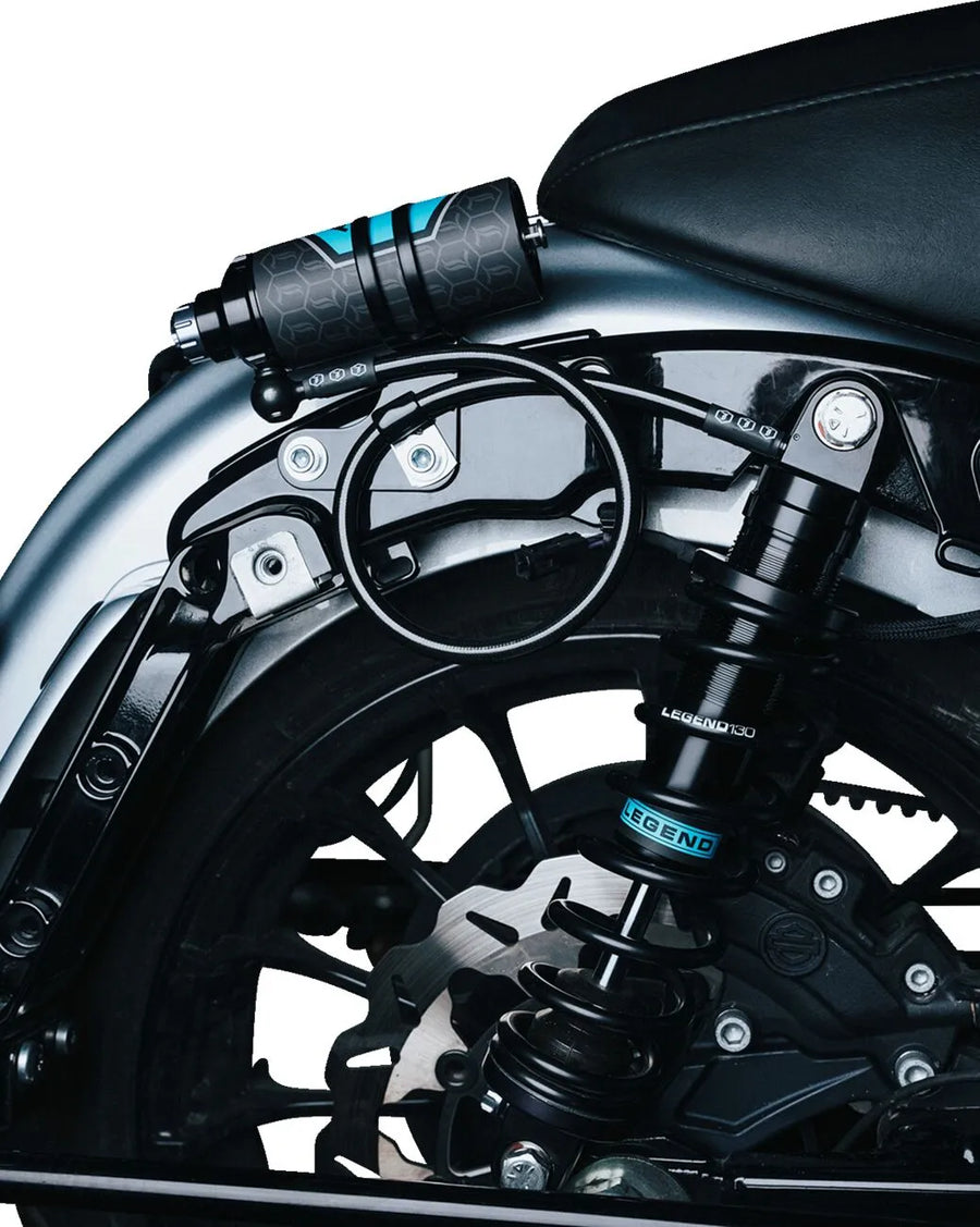 Harley-Davidson FLTRX 1923 Road Glide 117 [2026] - REVO ARC Remote Reservoir Außenbefestigung – Bild 6