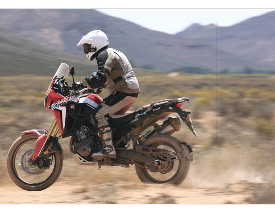 BMW F 750 GS [2024] – blatník s jedním kyvným ramenem – matná černá