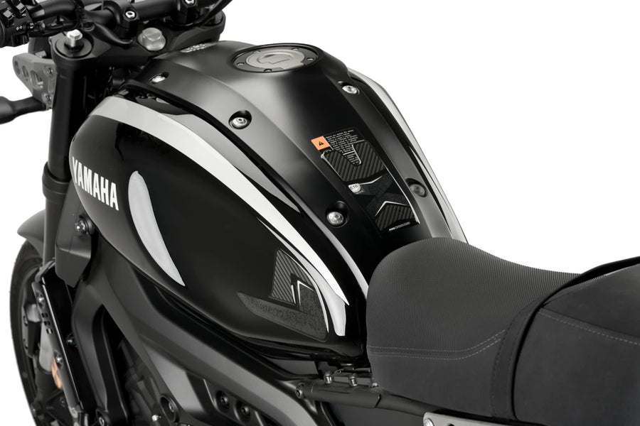 YAMAHA XSR 900 [2021] – Specifická ochrana nádrže – Karbonový vzhled