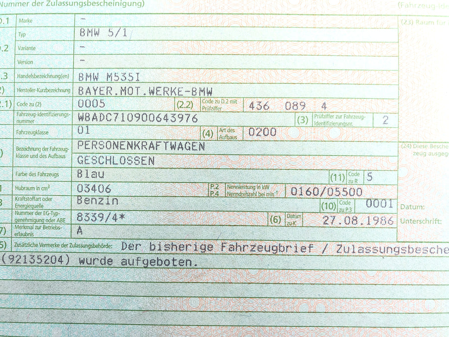 BMW M 535i E28 [1986] - Radhaus s číslem podvozku a papíry Papers