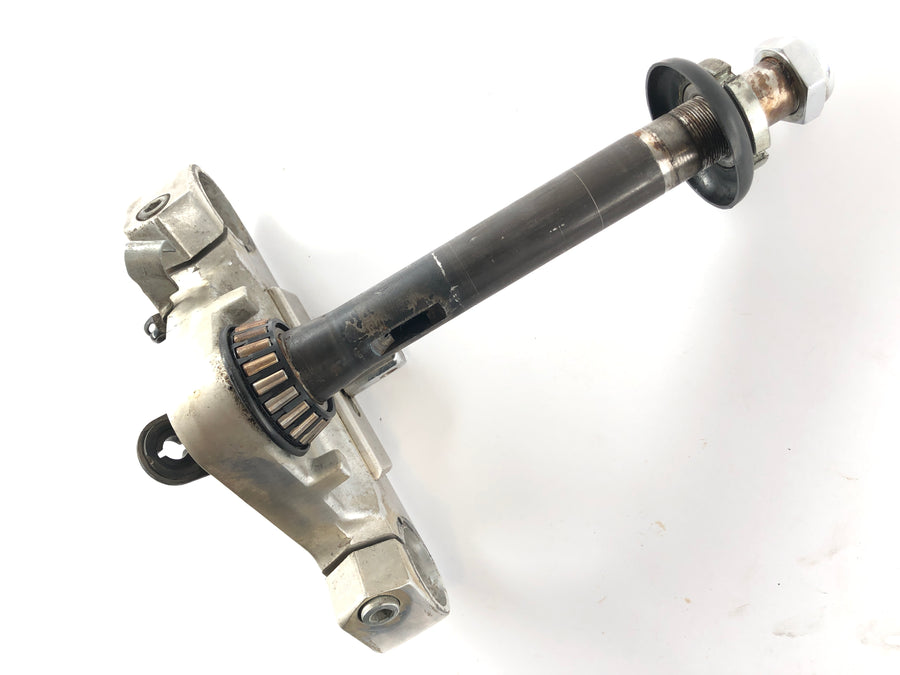 Suzuki LS 650 NP41B [1990] - Fork Bridge níže