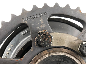 Kawasaki Z 750 E KZ750E [1981] - Nosič řetězového kola se zadním absorbérem a řetězovým kolem - 0