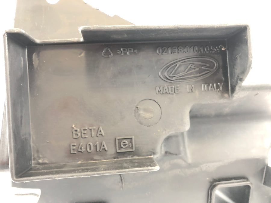 Beta RR 125 [2018] - Horní část střechy baterie Horní část vzduchového filtru