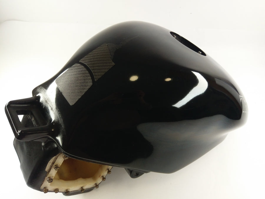 Triumph Speed ​​Triple 955i T595N [2002] - Benzínová nádrž na nádrž